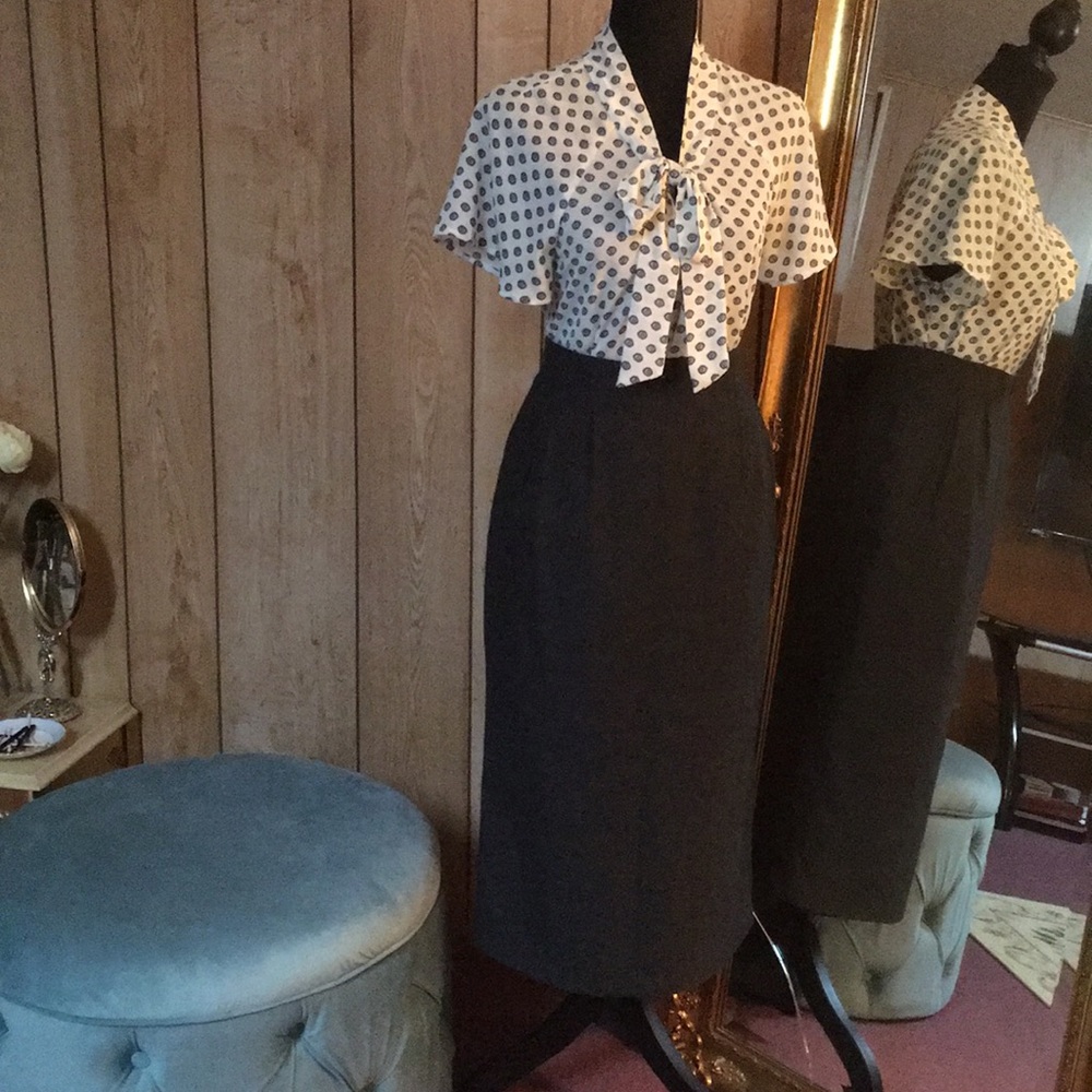 Vintage midi skirt WITH POCKETS